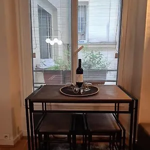 Cozy Apt Heart Of Paris, 3 Mins Louvre Parigi