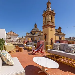 Ohliving San Bernardo , Sevilla Spanje